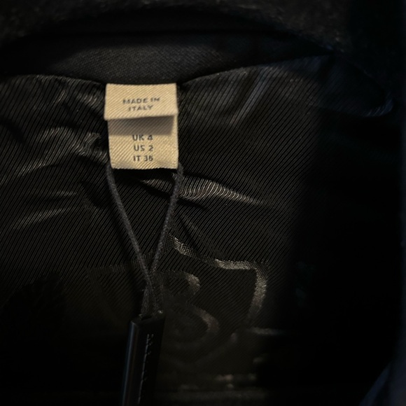 Burberry Blazer Authentic NWT. - Picture 6 of 13
